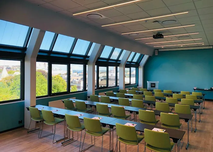 松恩城市酒店 4*